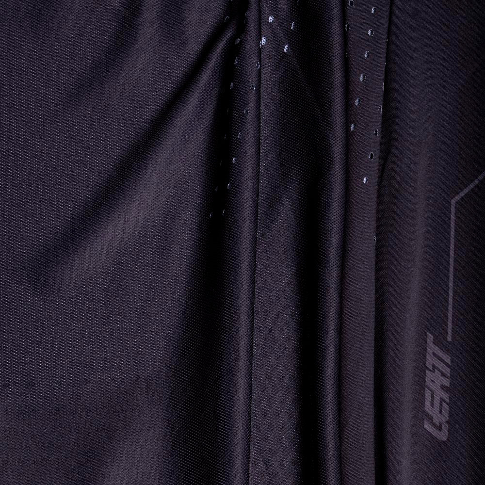 2026 Leatt 5.5 Moto Ultraweld Jersey Black - Image 4