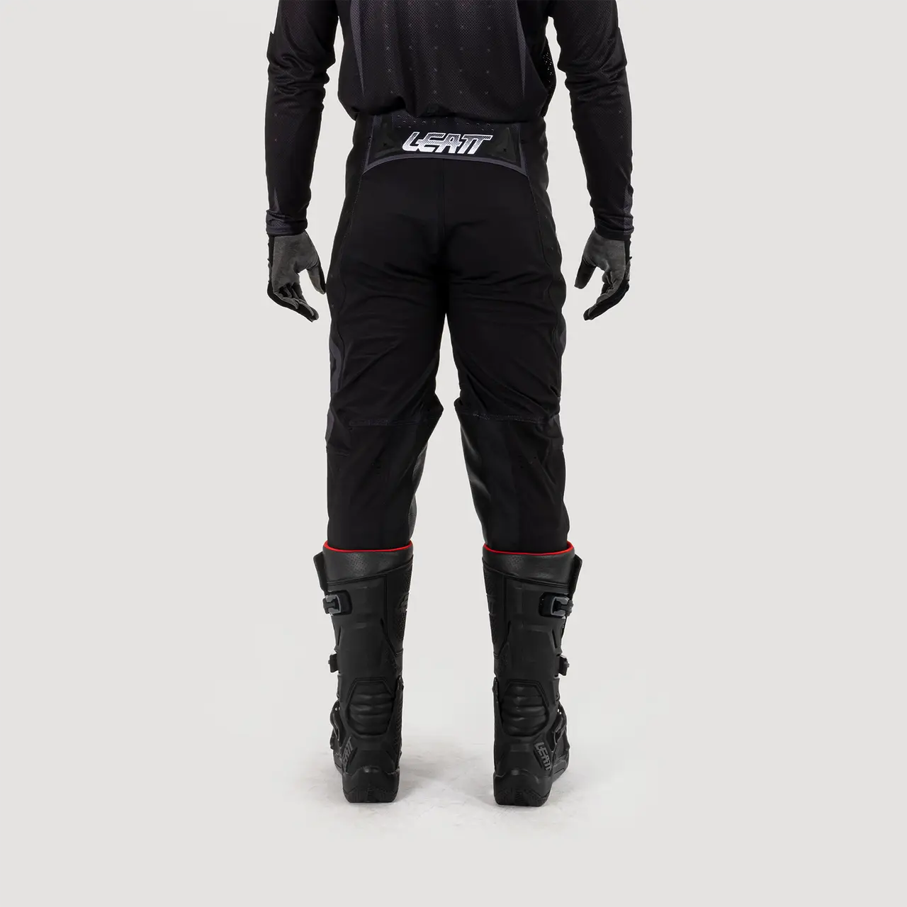 2025 Leatt 4.5 Motocross Pant Stealth - Image 2