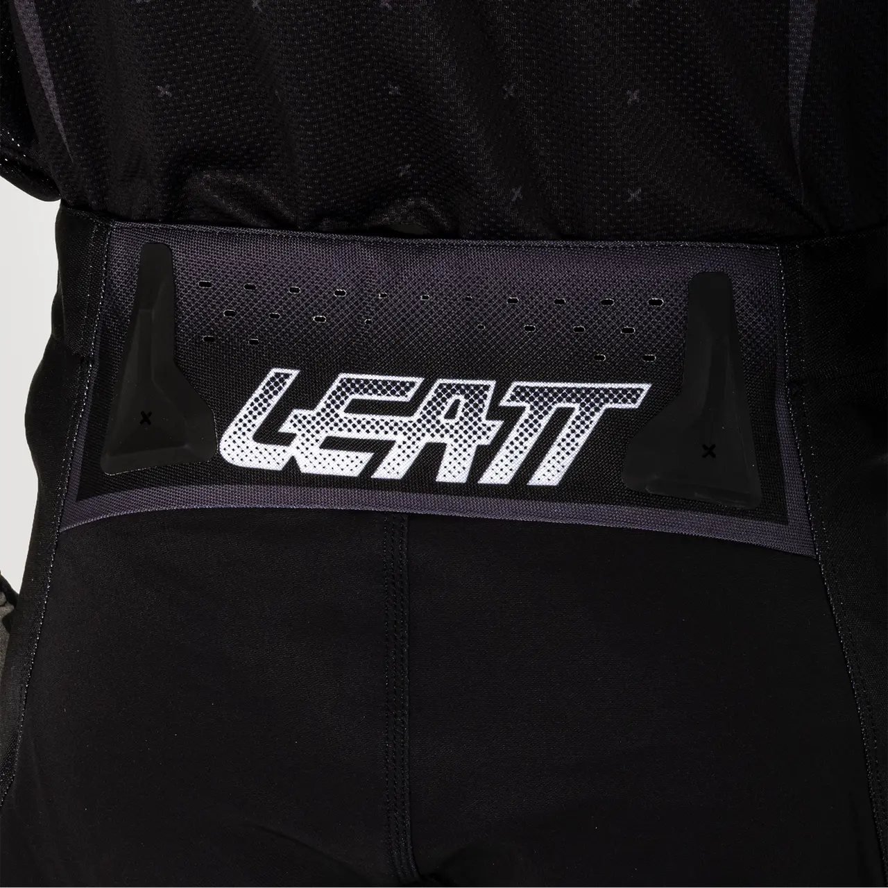 2025 Leatt 4.5 Motocross Pant Stealth - Image 5