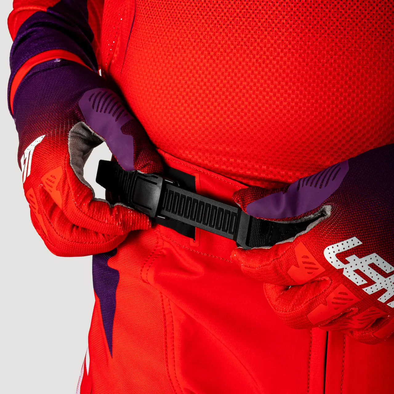 2025 Leatt 4.5 Motocross Pant Sunburn - Image 3