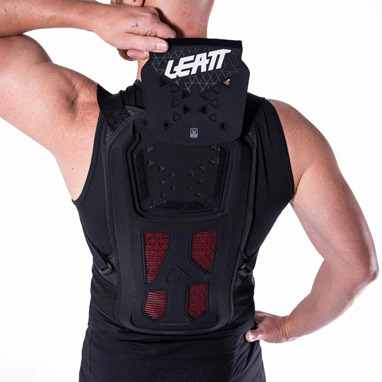 Leatt back Protector Reaflex Stealth Black - Image 3