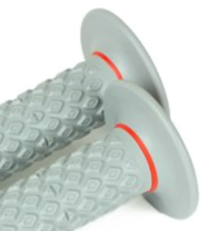 Renthal Dual Compound Ergodiamond Enduro Motocross grips - Red Grey - Image 2